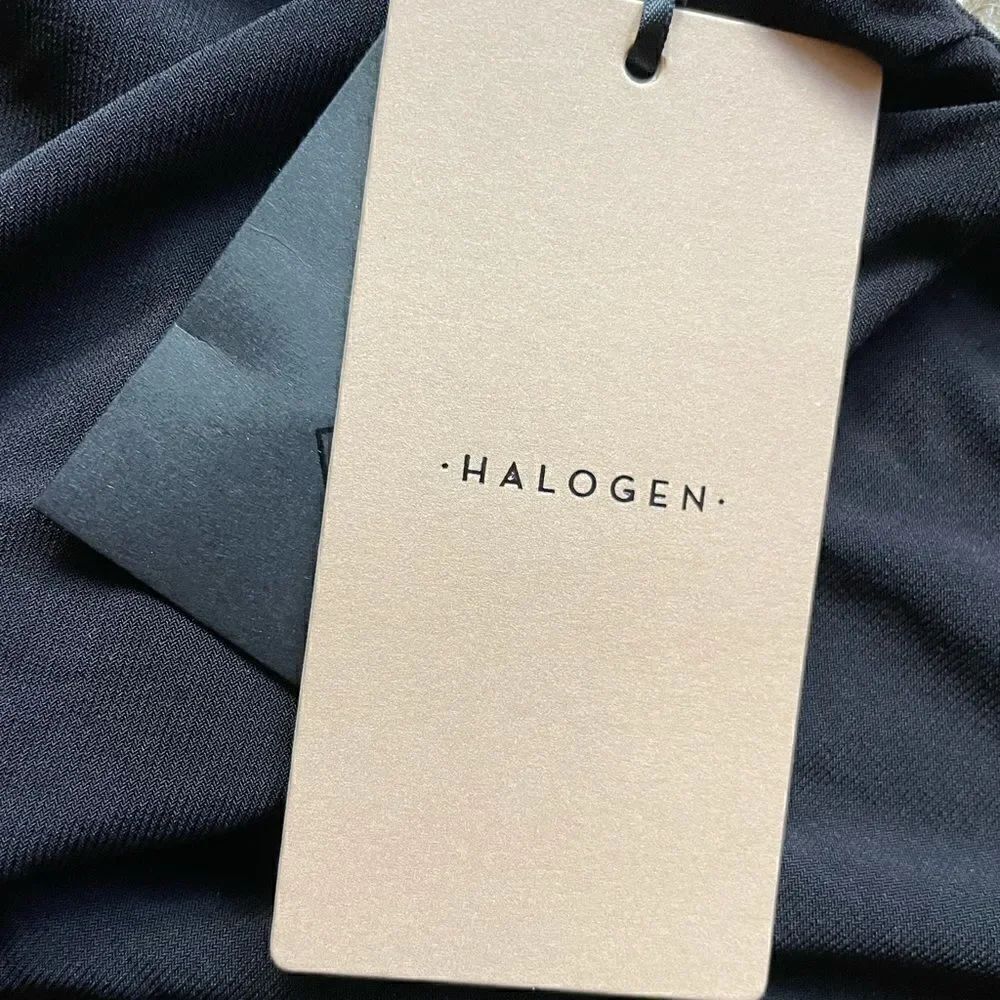 HALOGEN Crossover Tank Size S - Picture 6 of 10